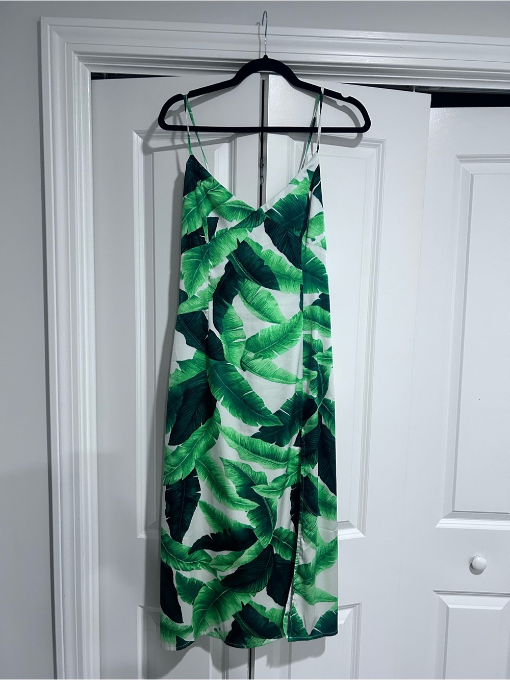 Silky palm leaf summer dress